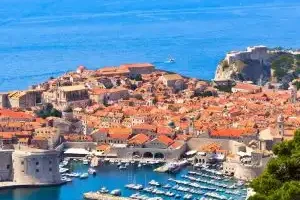 dubrovnik-croatia-view-old-town-dalmatian-coast-adriatic-sea-min-300x300