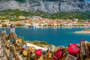 makarska-4181190_1280-300x300
